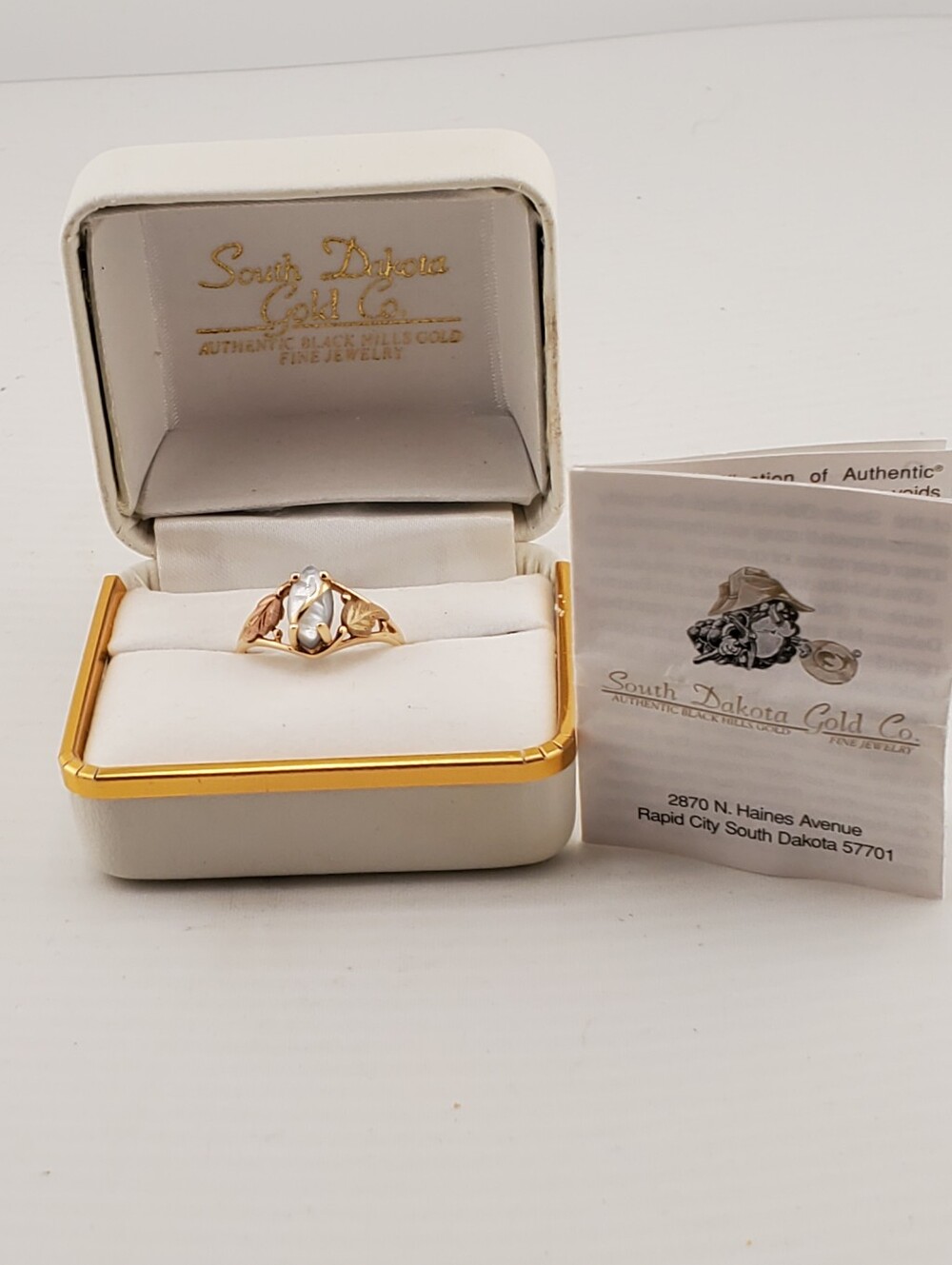 10k Black Hills Gold MOP Ring 6.75 - Picture 3 of 11